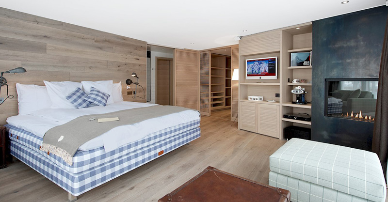 Chalet Avalanche Ista Avalanche Poeder Powder Offpiste Skiles Ski Lesson Les Cursus Course Cours Valais Switzerland Veysonnaz Verbier Crans Montana Zermatt Luxury Accommodation All In Package Trip Reis Zermatt Travel Chalet Appartment Rent Hotel